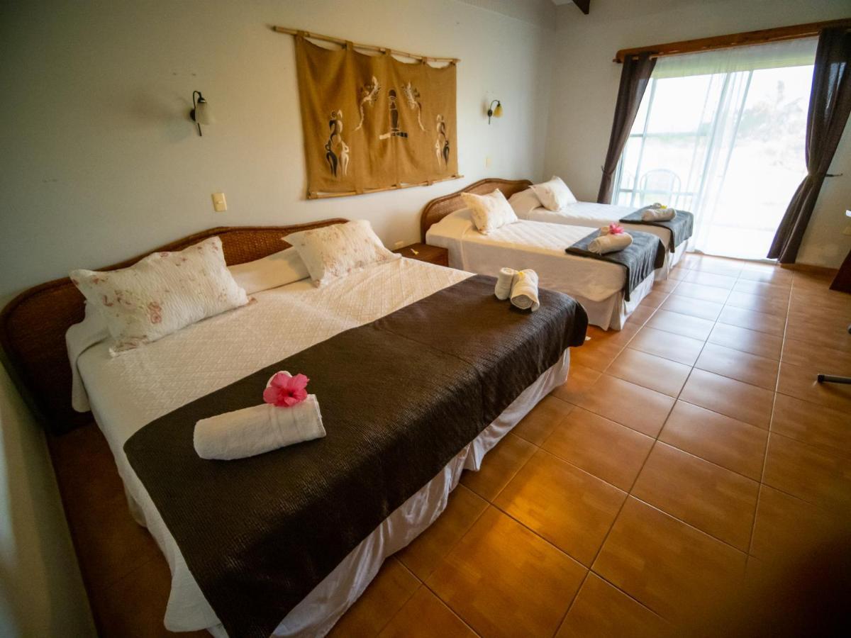 Tupa Hotel Ханга Роа Екстериор снимка