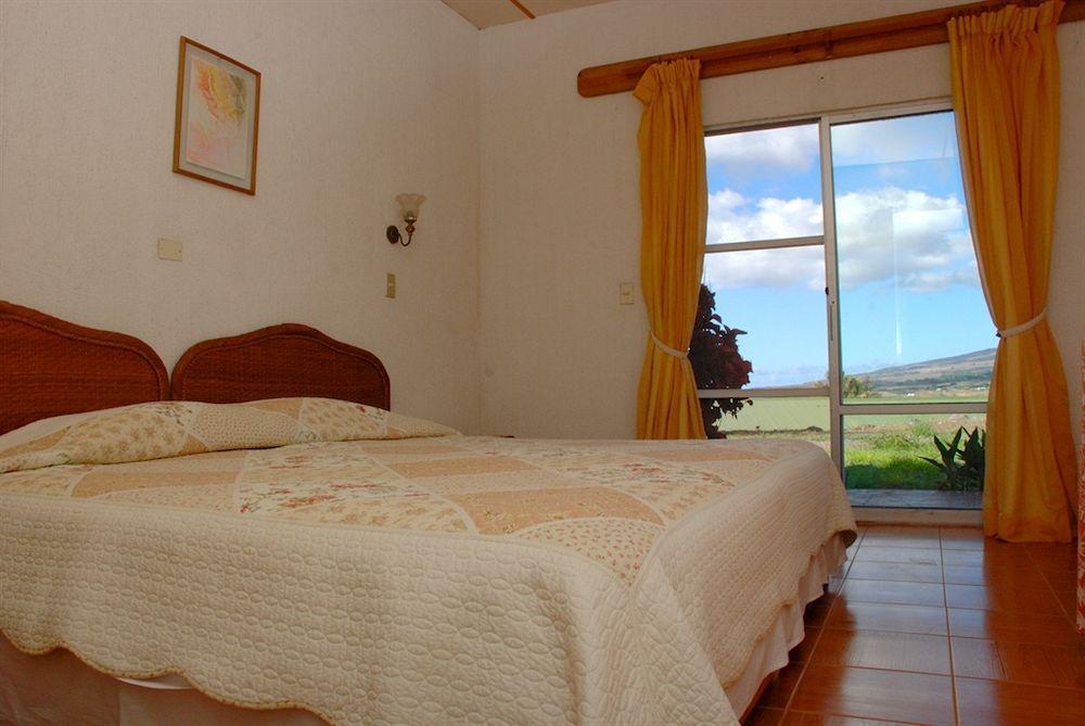 Tupa Hotel Ханга Роа Екстериор снимка